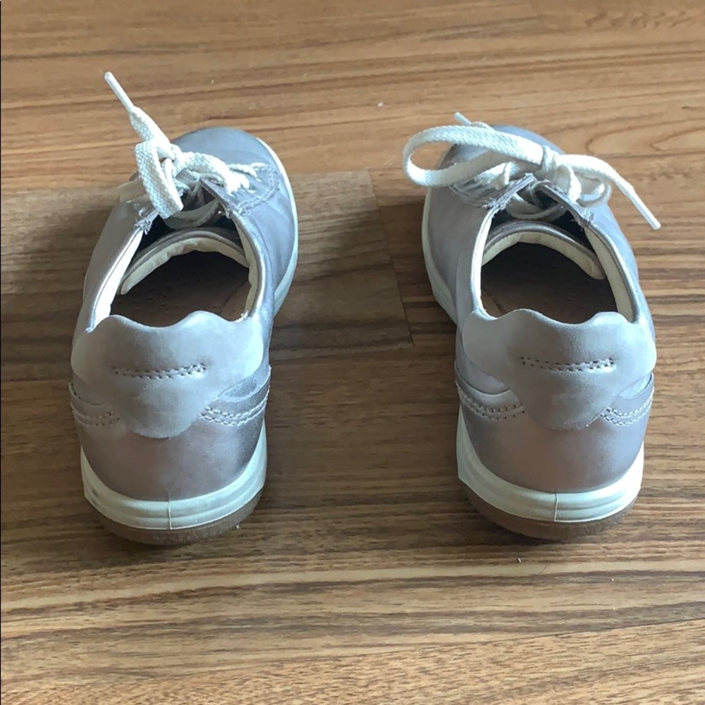 Ecco silver sneaker - Picture 4 of 8